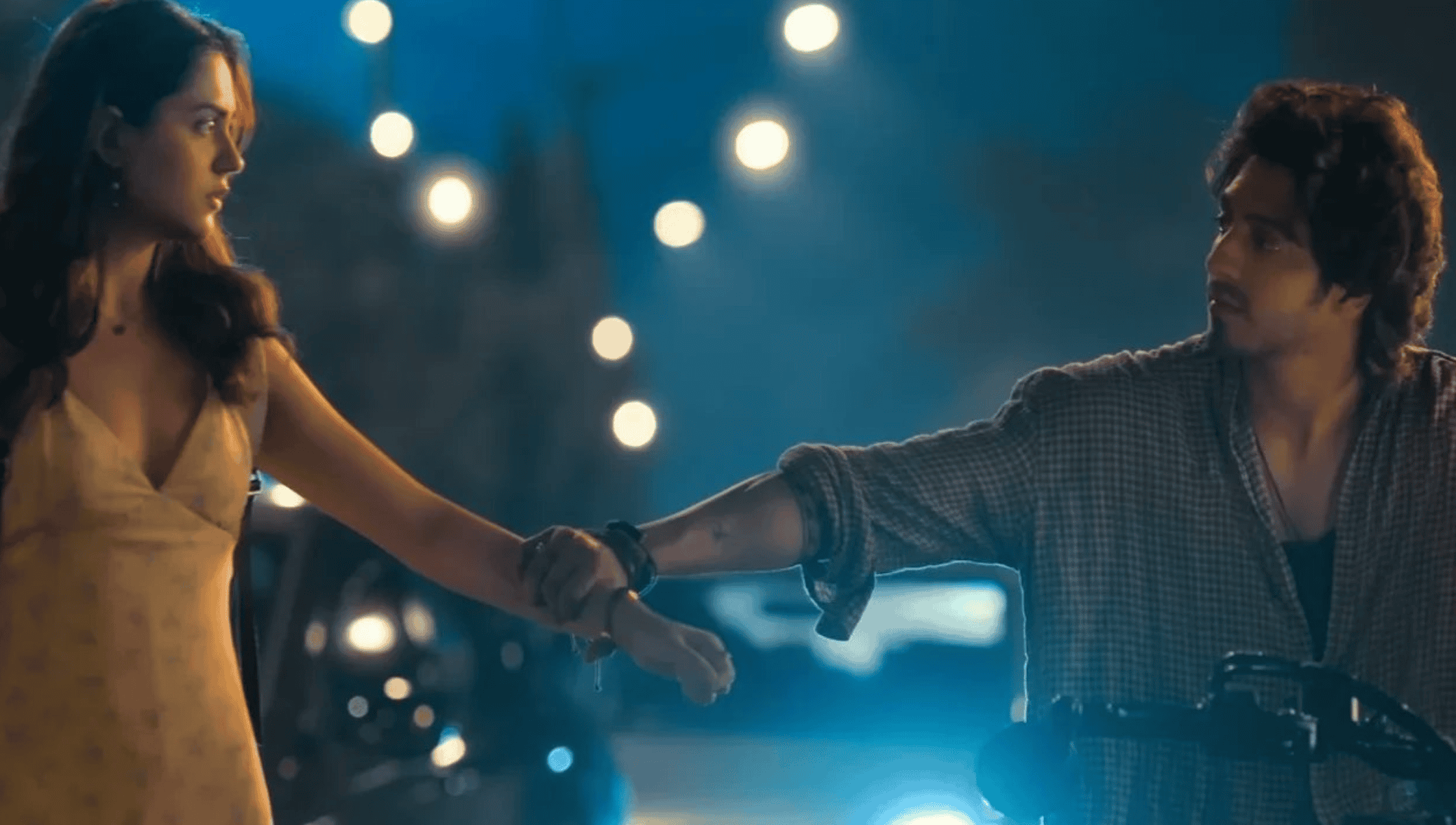 Saiyaara Review: Mohit Suri’s Musical Masterpiece Launches Bollywood’s Next Big Stars!